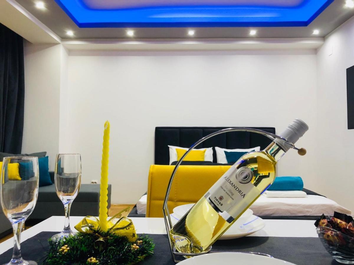 Front Beach Exclusive Apartments Struga Dış mekan fotoğraf