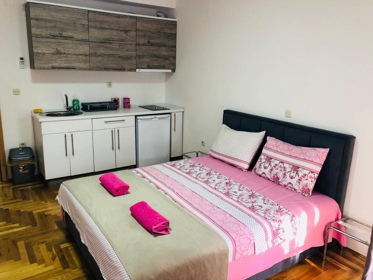 Front Beach Exclusive Apartments Struga Dış mekan fotoğraf