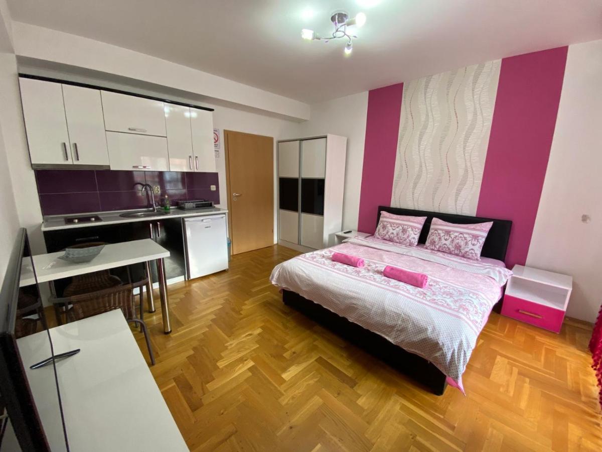Front Beach Exclusive Apartments Struga Dış mekan fotoğraf