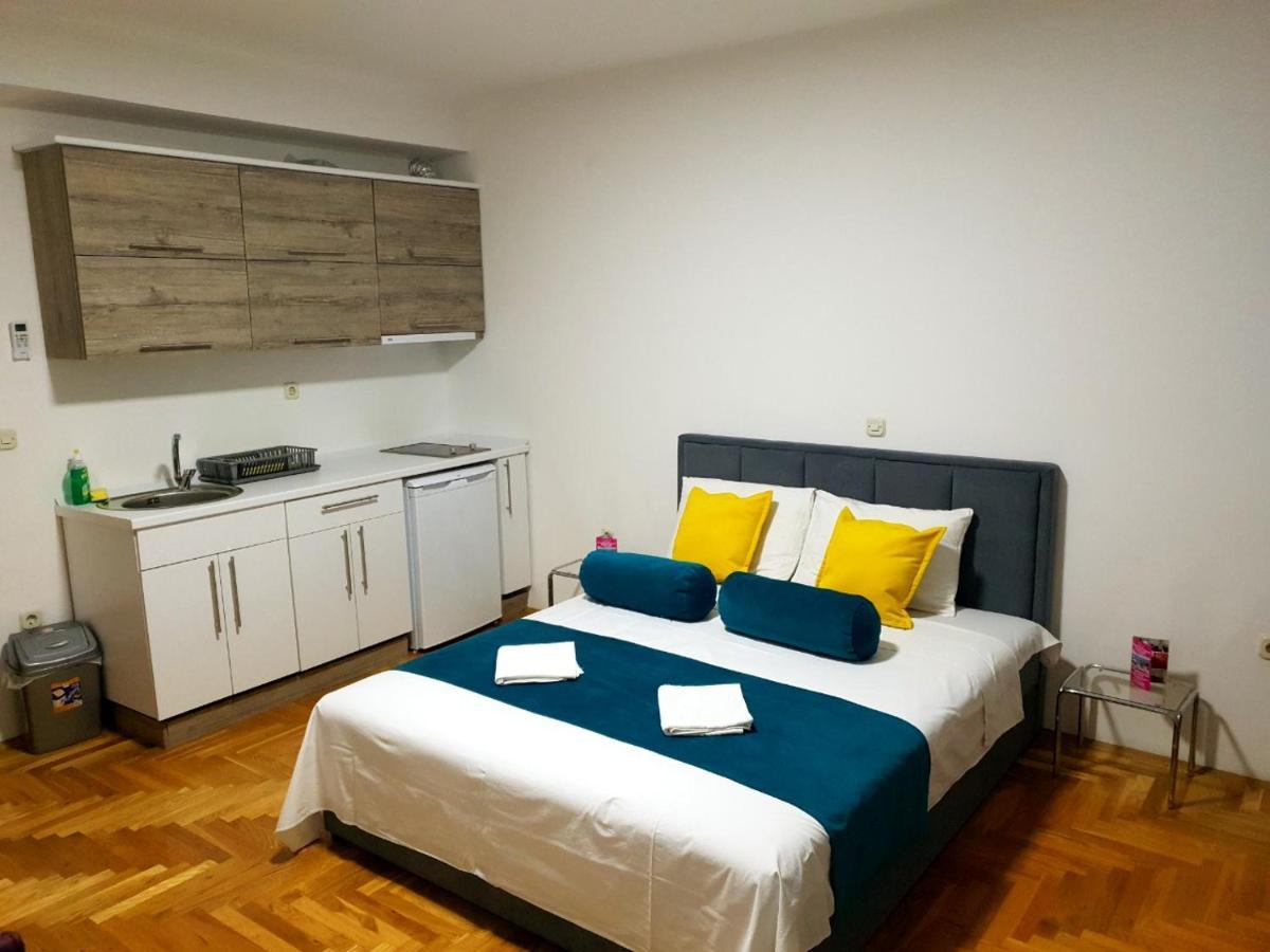 Front Beach Exclusive Apartments Struga Dış mekan fotoğraf