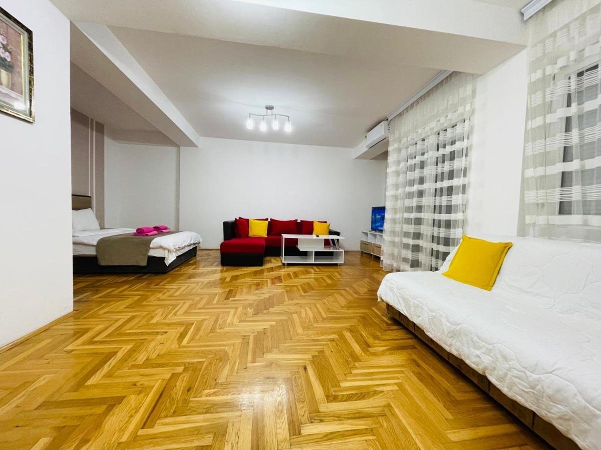 Front Beach Exclusive Apartments Struga Dış mekan fotoğraf