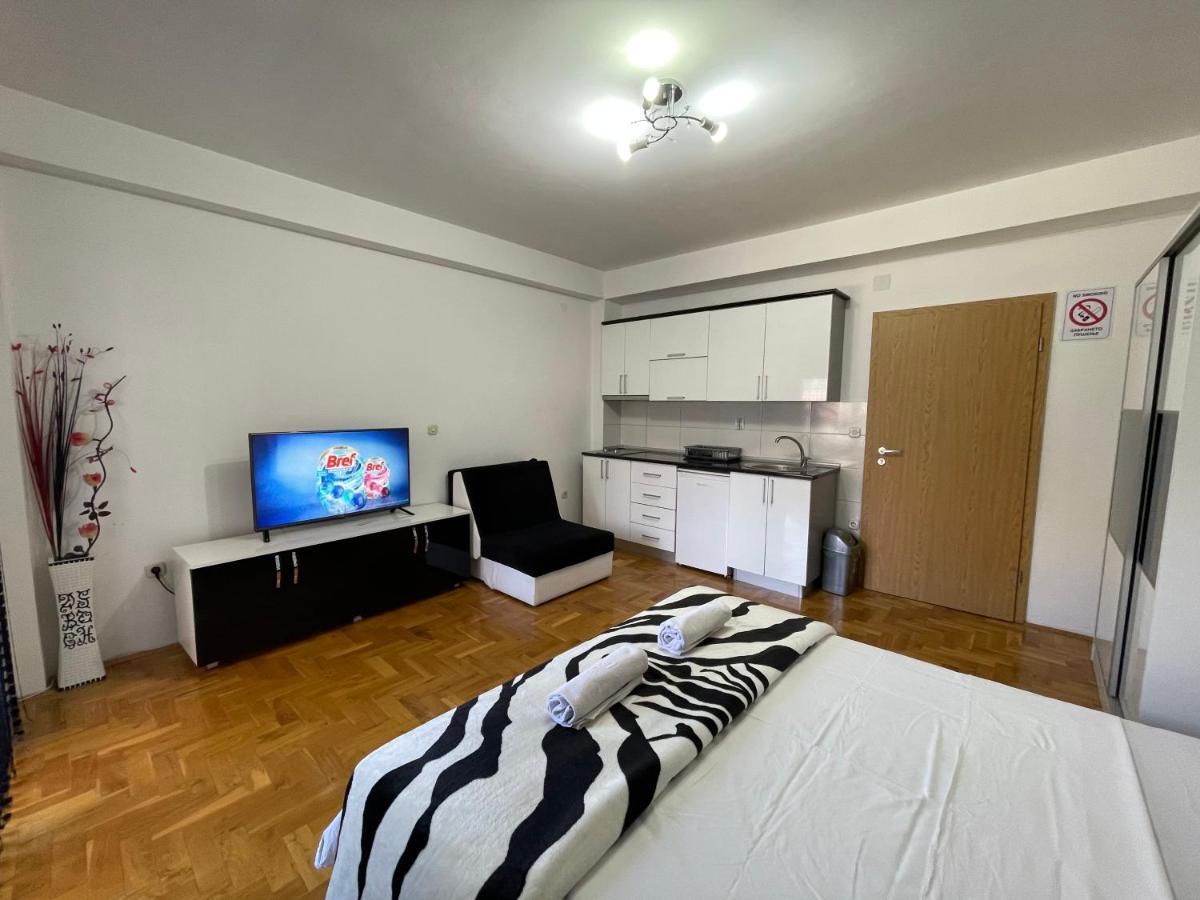 Front Beach Exclusive Apartments Struga Dış mekan fotoğraf
