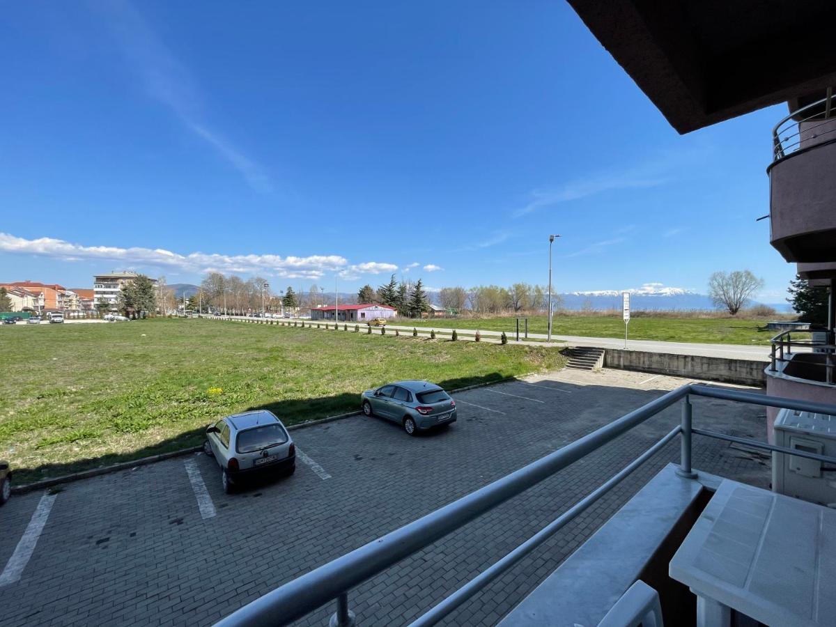 Front Beach Exclusive Apartments Struga Dış mekan fotoğraf