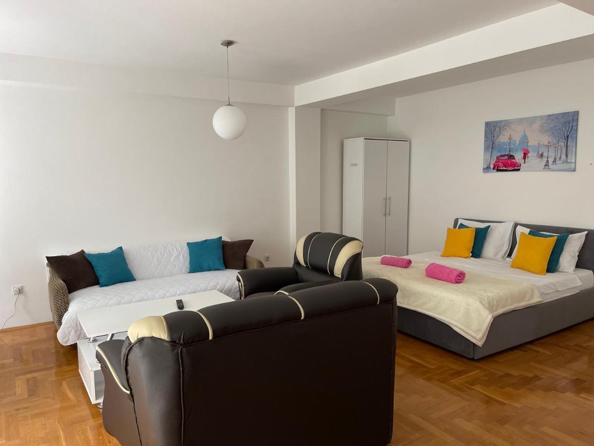 Front Beach Exclusive Apartments Struga Dış mekan fotoğraf