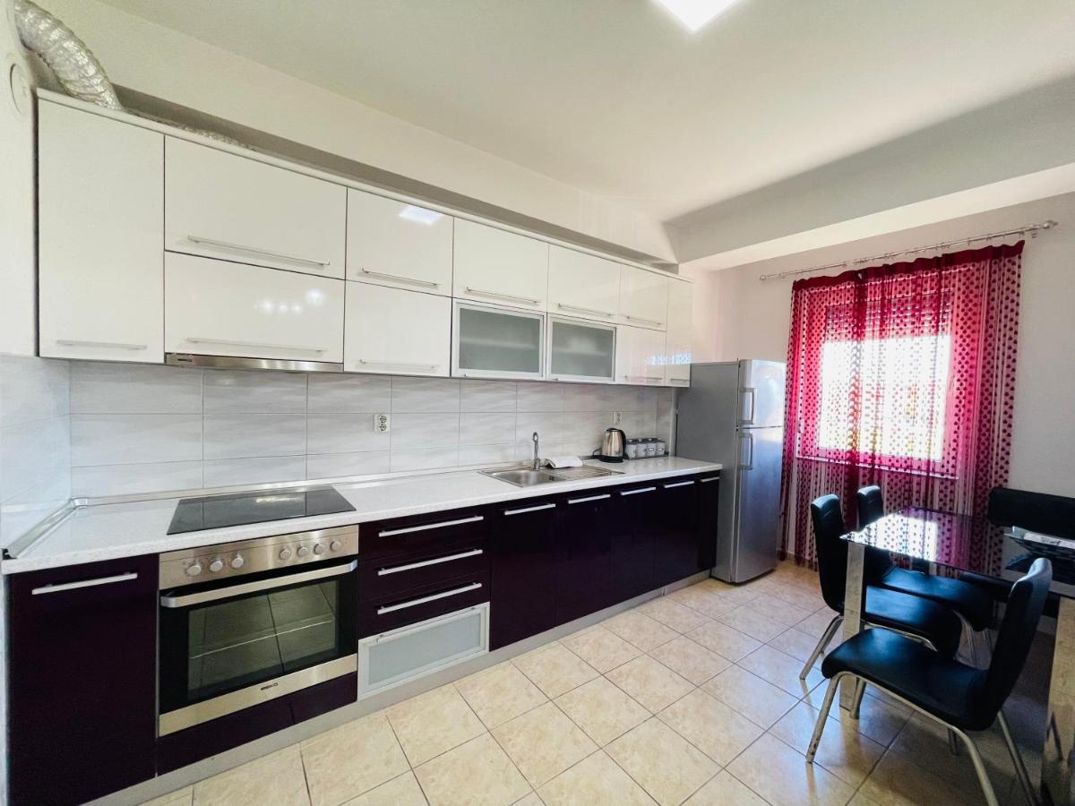 Front Beach Exclusive Apartments Struga Dış mekan fotoğraf