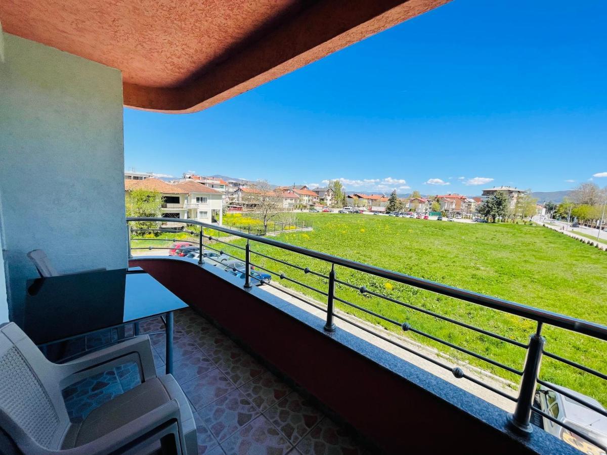 Front Beach Exclusive Apartments Struga Dış mekan fotoğraf