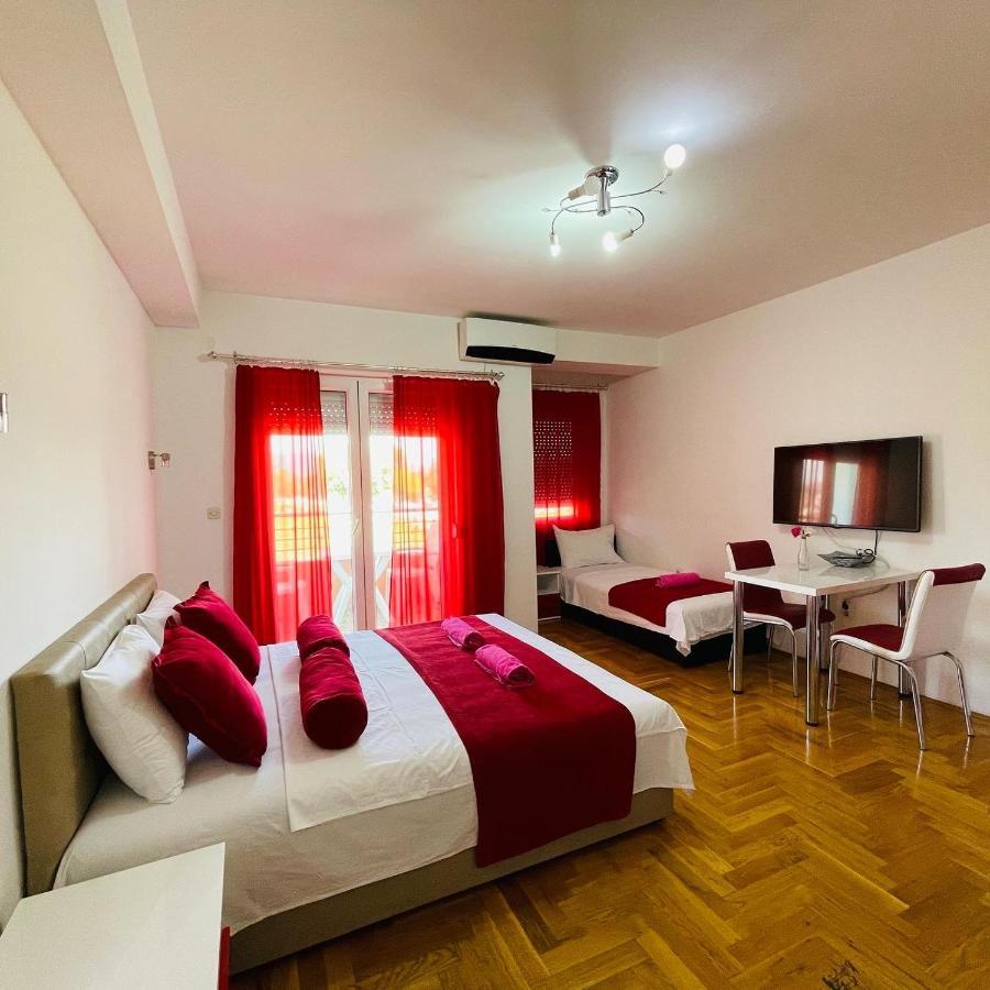 Front Beach Exclusive Apartments Struga Dış mekan fotoğraf