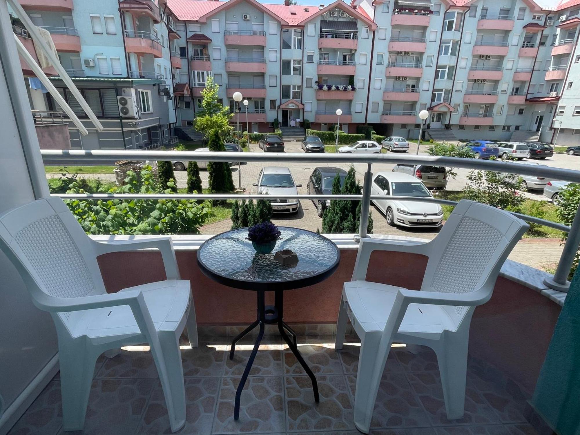 Front Beach Exclusive Apartments Struga Dış mekan fotoğraf