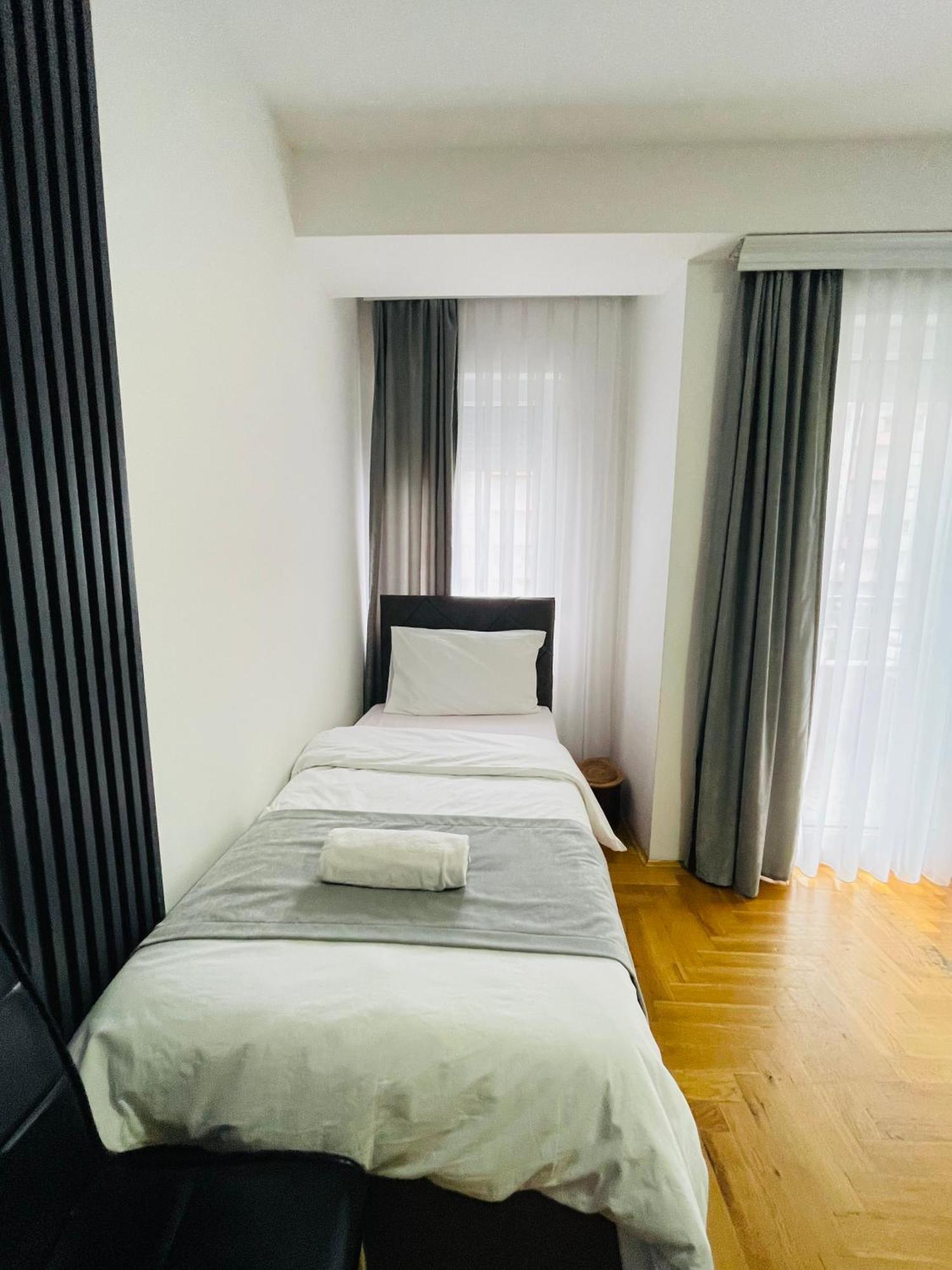 Front Beach Exclusive Apartments Struga Dış mekan fotoğraf