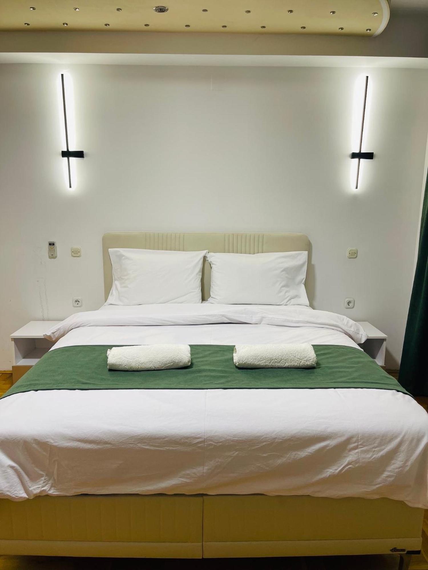 Front Beach Exclusive Apartments Struga Dış mekan fotoğraf